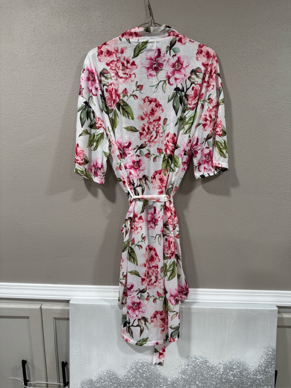 Show Me Your Mumu Brie Robe in Garden of Blossoms Print - Picture 4 of 5